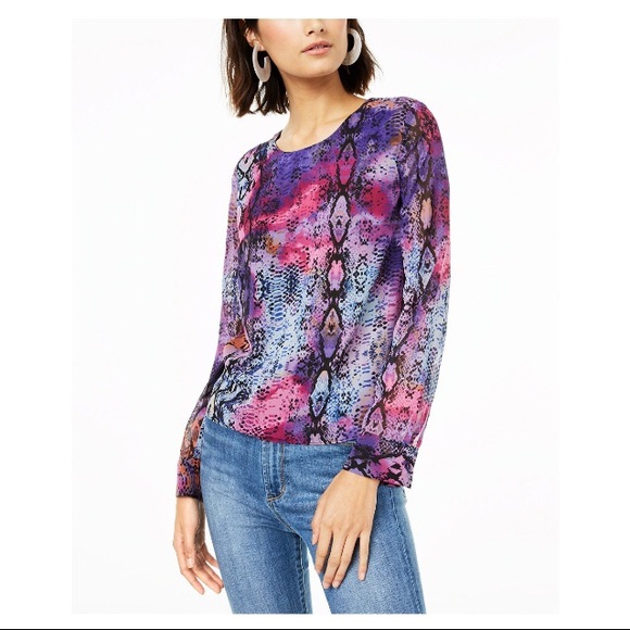 Bar III Tops - 🆕Woman Snake-print Twist Top